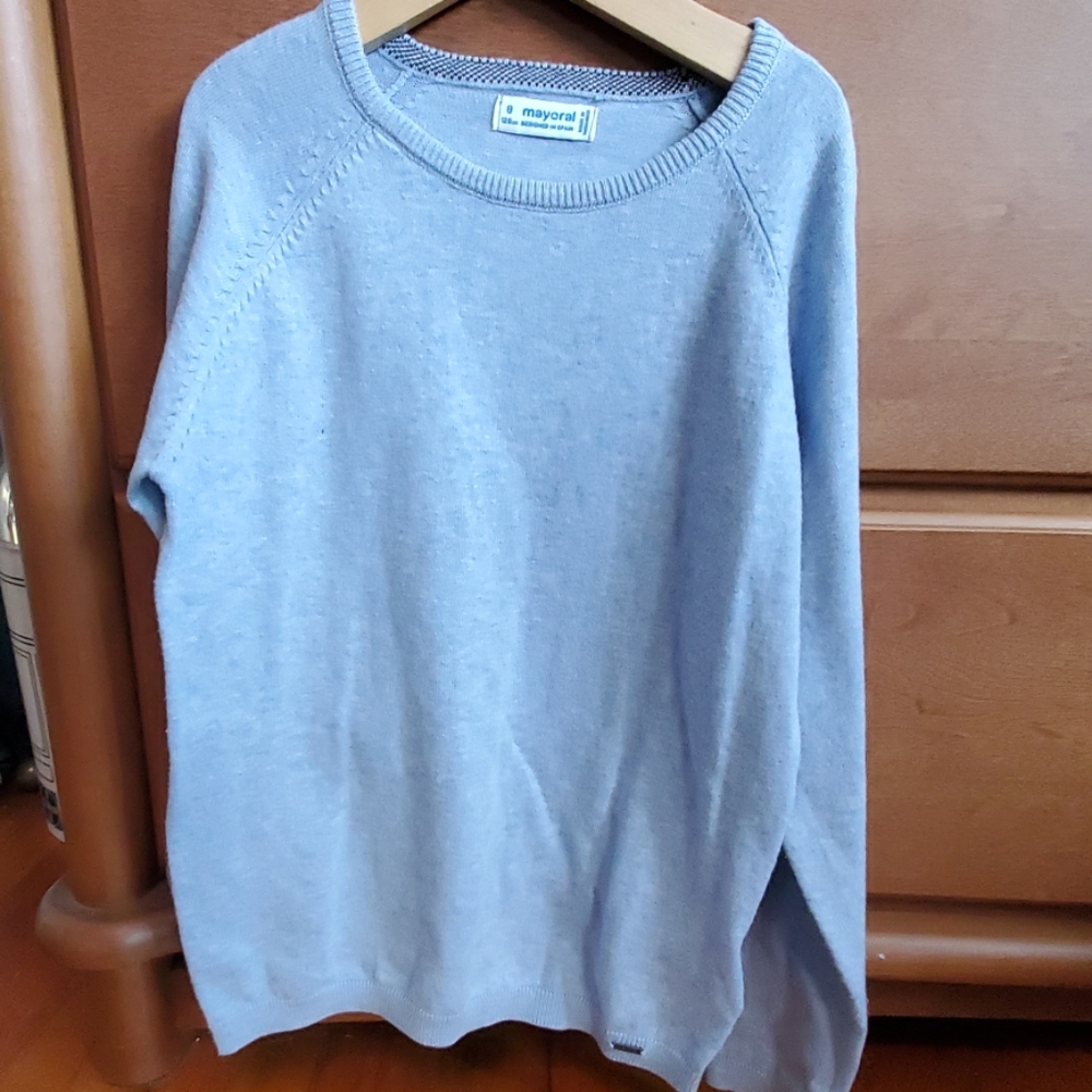 Mayoral sz 8 light blue sweater. EEUC